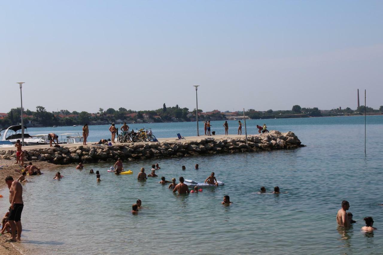 Apartmani Misak Vrsi Bagian luar foto
