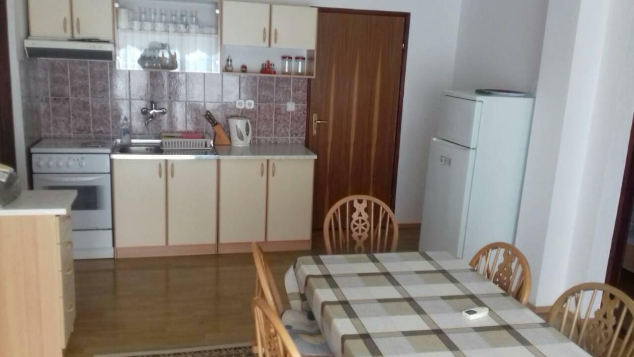 Apartmani Misak Vrsi Bagian luar foto