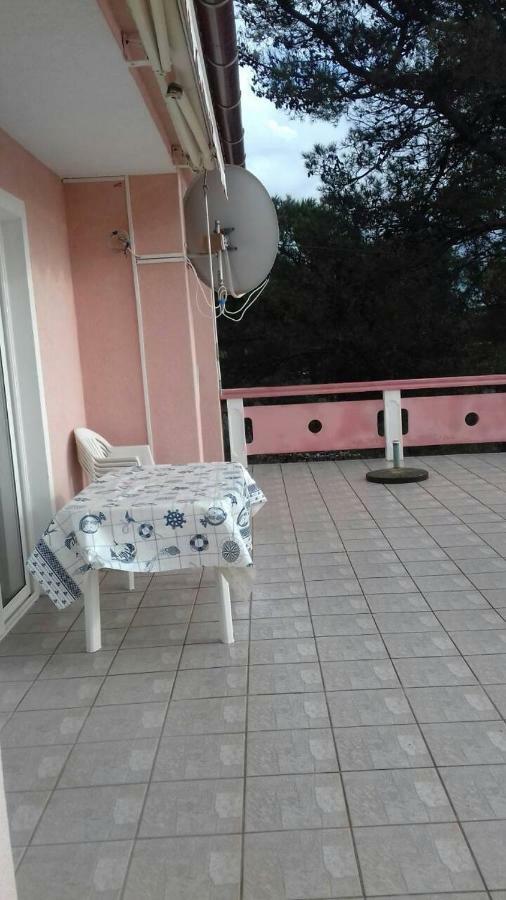 Apartmani Misak Vrsi Bagian luar foto