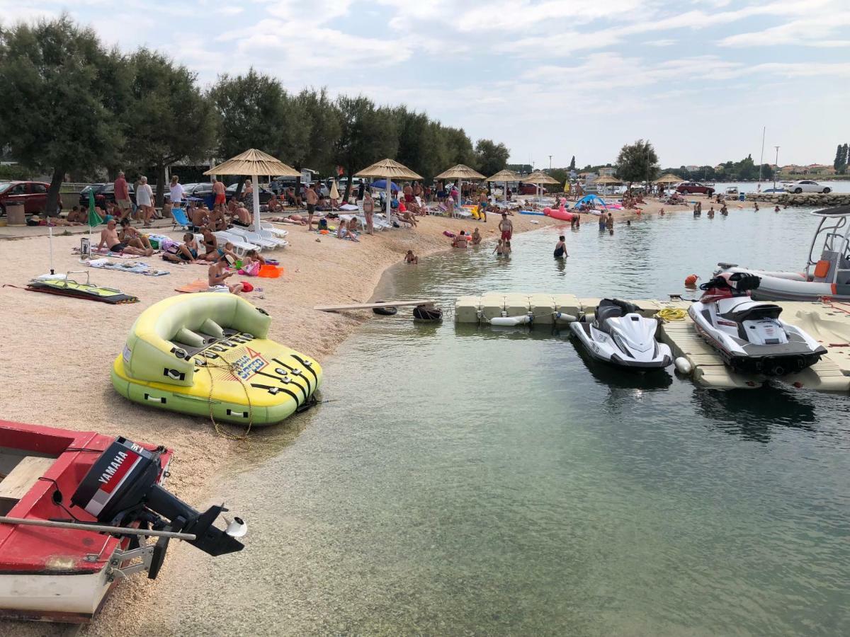 Apartmani Misak Vrsi Bagian luar foto